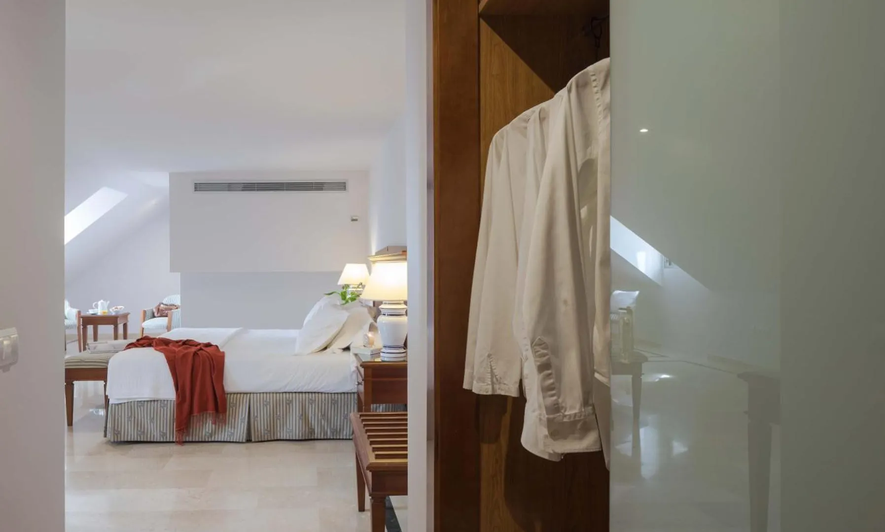 Hotel Rey Alfonso X Seville