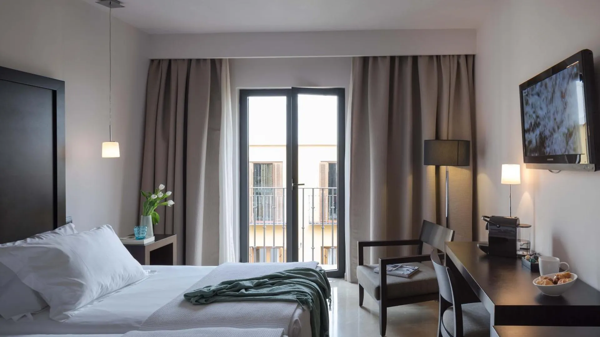 Hotel Rey Alfonso X Seville