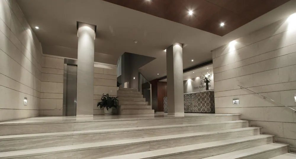 Hotel Rey Alfonso X Seville 4*,